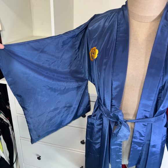Mens Blue Dragon Embroidered Kimono Robe Loungewear - Picture 6 of 10